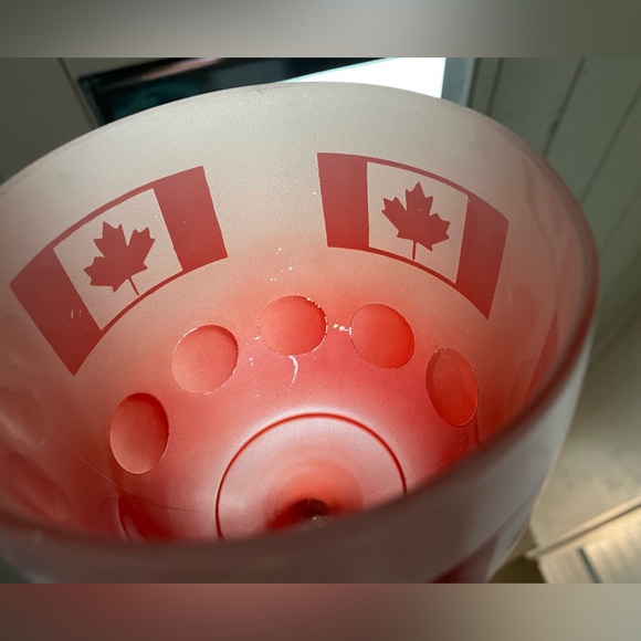 Set of 4 vintage Bartlett Collins thumbprint goblets Canada Flag pattern - Picture 4 of 8